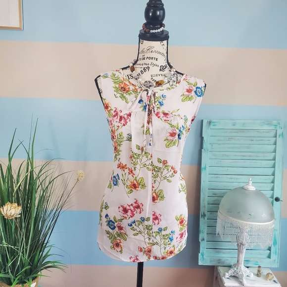 Rose and Olive Floral Tank Top - Picture 1 of 6